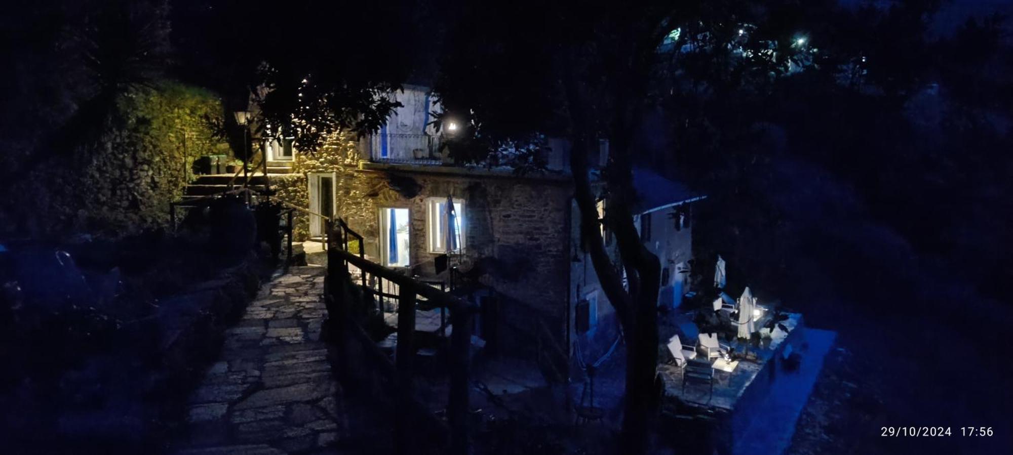 La Quiete Accesa Hotel Vernazza Exterior photo